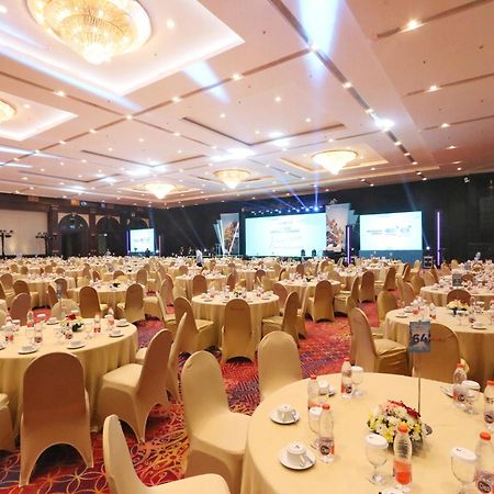 Hotel Bidakara ג'קרטה מראה חיצוני תמונה