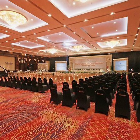 Hotel Bidakara ג'קרטה מראה חיצוני תמונה