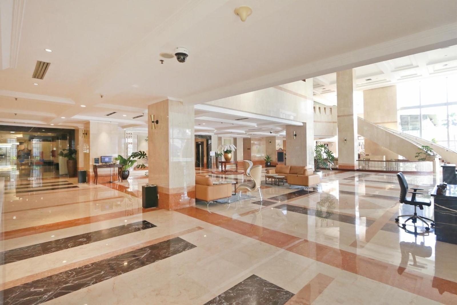 Hotel Bidakara ג'קרטה מראה חיצוני תמונה
