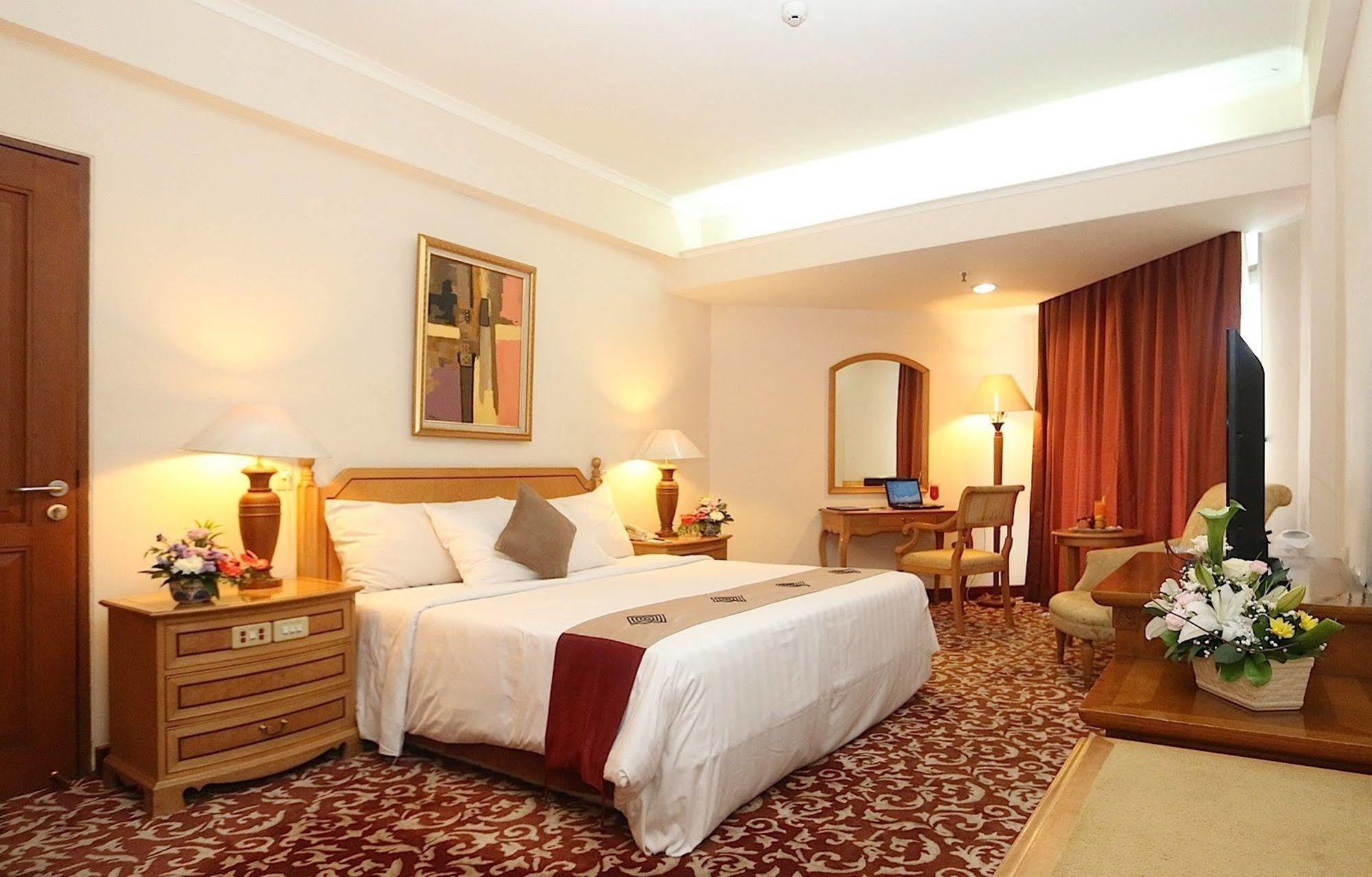 Hotel Bidakara ג'קרטה מראה חיצוני תמונה